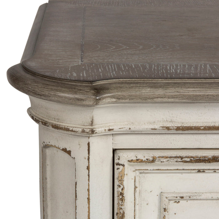 Magnolia Manor - Dresser